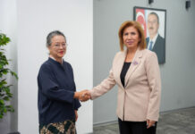 Bahar Muradova UNESCAP-ın icraçı katibi ilə görüşüb Ailə Qadın və Uşaq Problemləri üzrə Dövlət Komitəsinin sədri Bahar Muradova İqtisadi Əməkdaşlıq Təşkilatının (ECO) 17-ci Zirvə görüşü çərçivəsində ölkəmizdə səfərdə olan Birləşmiş Millətlər Təşkilatı Baş katibinin müavini və BMT-nin Asiya və Sakit okean üzrə İqtisadi və Sosial Komissiyasının (UNESCAP) icraçı katibi Armida Salsiya Alişahbana ilə görüşüb