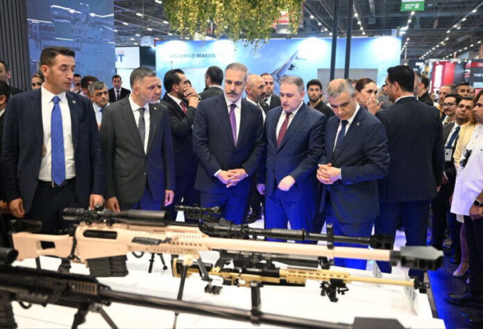 Türkiyənin xarici işlər naziri Hakan Fidan İstanbulda keçirilən 17-ci Beynəlxalq Müdafiə Sənayesi Sərgisini (“IDEF 2025”) ziyarət edib