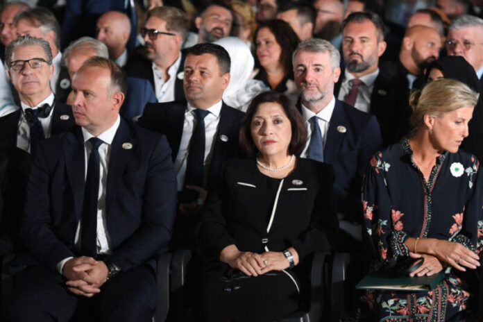 Milli Məclisin sədri Srebrenitsa qurbanlarının xatirəsinə həsr olunmuş anım mərasimində iştirak edib