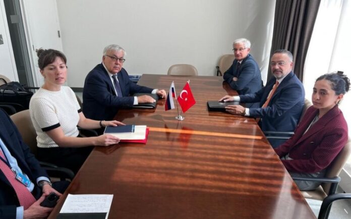 Türkiyə və Rusiya XİN başçılarının müavinləri Yaxın Şərqdəki durumu müzakirə ediblər