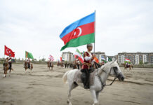 ECO-nun 17-ci Zirvə görüşünün iştirakçıları Ağdamdakı “İmarət” Kompleksində Qarabağ atlarının “Zəfər” şousunu izləyiblər Ağdamdakı “İmarət” Kompleksində Qarabağ atlarının “Zəfər” şousu