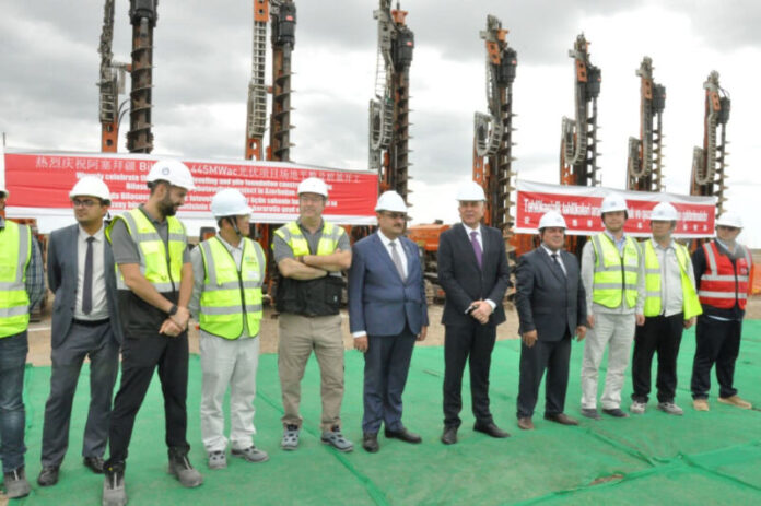 Biləsuvarda tikilən Günəş elektrik stansiyasında görülən işlərlə tanışlıq