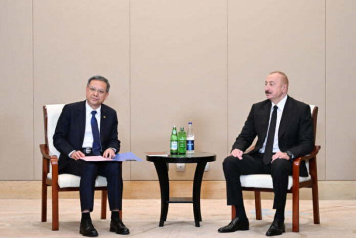 Azərbaycan Respublikasının Prezidenti İlham Əliyev avqustun 31-də Çinin Tiencin şəhərində "China Energy Engineering Corporation Limited" ("Energy China") şirkətinin prezidenti və sədri vəzifəsini icra edən Ni Cen ilə görüşüb