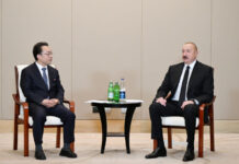 Prezident İlham Əliyev Tiencində “CETC” korporasiyasının baş direktoru ilə görüşüb Azərbaycan Respublikasının Prezidenti İlham Əliyev avqustun 31-də Çinin Tiencin şəhərində "CETC" (“China Electronics Technology Group Corporation”) korporasiyasının baş direktoru Cu Pen ilə görüşüb