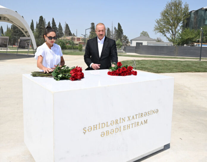 Gәncә Memorial Kompleksi