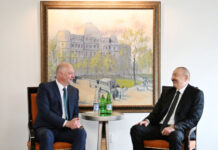 Azərbaycan Prezidenti İlham Əliyevin Nyu-Yorkda Bolqarıstanın Baş naziri ilə görüşü olub Sentyabrın 24-də Nyu-Yorkda Azərbaycan Respublikasının Prezidenti İlham Əliyevin Bolqarıstan Respublikasının Baş naziri Rosen Jelyazkov ilə görüşü olub