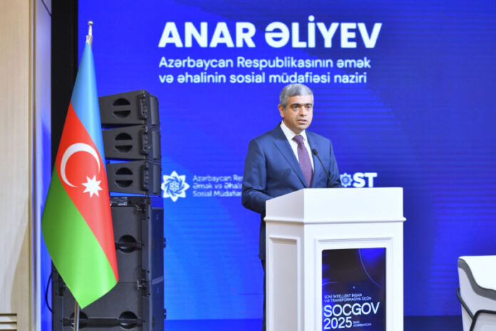 Əmək və əhalinin sosial müdafiəsi naziri Anar Əliyev Əmək və əhalinin sosial müdafiəsi naziri Anar Əliyev