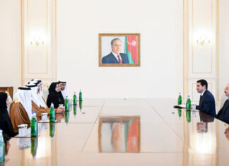 Prezident İlham Əliyev Birləşmiş Ərəb Əmirlikləri Federal Milli Şurasının sədrini qəbul edib Azərbaycan Respublikasının Prezidenti İlham Əliyev oktyabrın 29-da Birləşmiş Ərəb Əmirlikləri (BƏƏ) Federal Milli Şurasının sədri Saqr Qobaşın rəhbərlik etdiyi nümayəndə heyətini qəbul edib