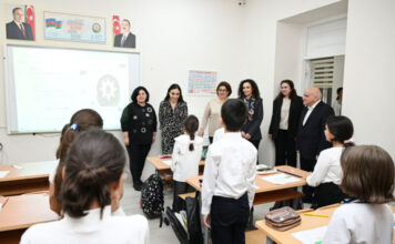 Heydər Əliyev Fondunun vitse-prezidenti Leyla Əliyeva Bülbül adına Orta İxtisas Musiqi Məktəbində olub Heydər Əliyev Fondunun vitse-prezidenti Leyla Əliyeva Bülbül adına Orta İxtisas Musiqi Məktəbində olub