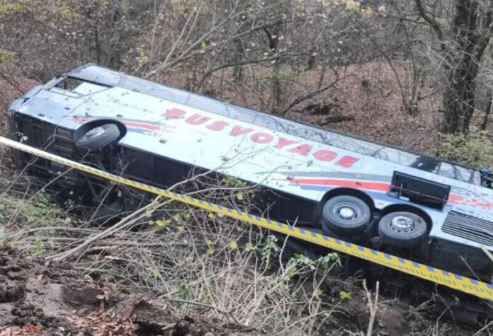 Ermənistanda baş verən avtobus qəzası