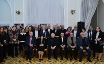 Professor Rafiq Əliyev Milli Azərbaycan Tarixi Muzeyində Professor Rafiq Əliyev Milli Azərbaycan Tarixi Muzeyində