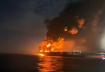 Qara dənizdə daha bir tanker zərbə alıb, 20 nəfər təxliyə edilib tanker