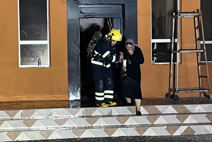 Yasamalda yaşayış binasında yanğın Yasamalda yaşayış binasında yanğın