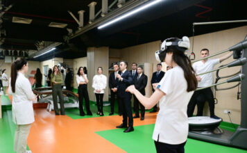 Yeni Klinikada Yeni Robotik Reabilitasiya və Sümük İliyi Transplantasiyası mərkəzlərinin açılış mərasimi olub Yeni Klinikada Yeni Robotik Reabilitasiya və Sümük İliyi Transplantasiyası mərkəzlərinin açılış mərasimi olub