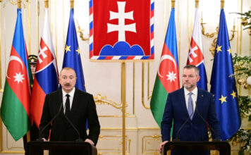 Azərbaycan və Slovakiya prezidentləri mətbuata bəyanatlarla çıxış ediblər Azərbaycan və Slovakiya prezidentləri mətbuata bəyanatlarla çıxış ediblər