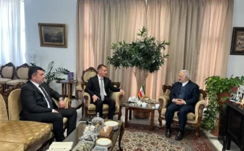 Azərbaycan və İran arasında ikitərəfli məsələlər müzakirə olunub Azərbaycan Respublikasının İrandakı səfiri Əli Əlizadə İranın xarici işlər nazirinin müavini Vahid Cəlalzadə, nazirliyin Protokol İdarəsinin baş direktoru Əli Əkbər Nəzəri və Avrasiya İdarəsinin baş direktoru Mənuçehr Muradi ilə görüşüb, ölkəmizin Təbrizdəki yeni baş konsulu Taleh Zöhrabovu onlara təqdim edib