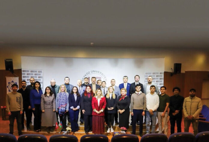 İstanbulda Dünya Azərbaycanlılarının Həmrəylik Günü münasibətilə simpozium keçirilib