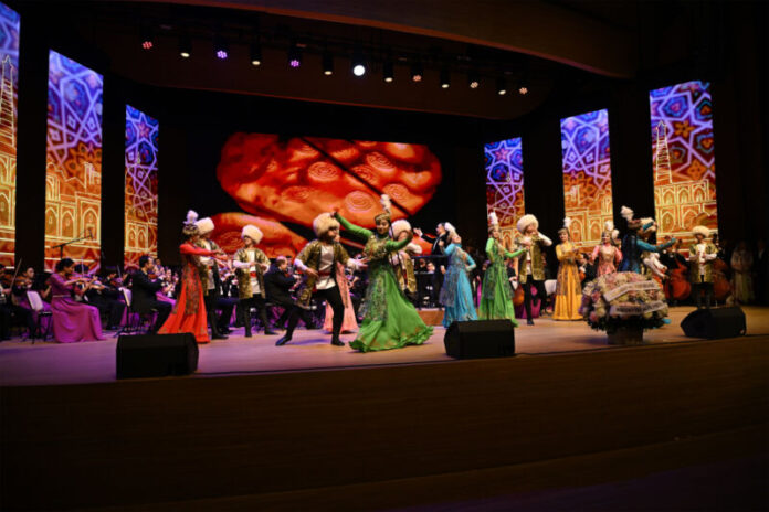 Heydər Əliyev Mərkəzində Özbəkistan Mədəniyyəti Günlərinin açılış mərasimi Heydər Əliyev Mərkəzində Özbəkistan Mədəniyyəti Günlərinin açılış mərasimi