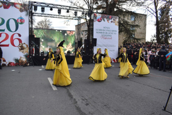 Qaxda Yeni ilin gəlişi böyük ruh yüksəkliyi ilə qeyd olunub