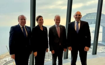 Aİ ilə Azərbaycan arasında regional bağlantılar və tərəfdaşlıq məsələləri müzakirə olunub Aİ ilə Azərbaycan arasında regional bağlantılar və tərəfdaşlıq məsələləri müzakirə olunub