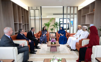 Leyla Əliyeva Maskatda Omanın Kiçik və Orta Müəssisələrin İnkişafı Qurumunun sədri ilə görüşüb Leyla Əliyeva Oman Sultanlığının Kiçik və Orta Müəssisələrin İnkişafı Qurumunun sədri Hayma Al Zari ilə də görüşüb