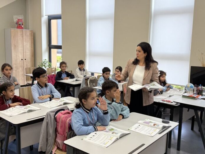 Mirzə Uluqbəy adına Füzuli şəhər 1 nömrəli tam orta məktəb Mirzə Uluqbəy adına Füzuli şəhər 1 nömrəli tam orta məktəb