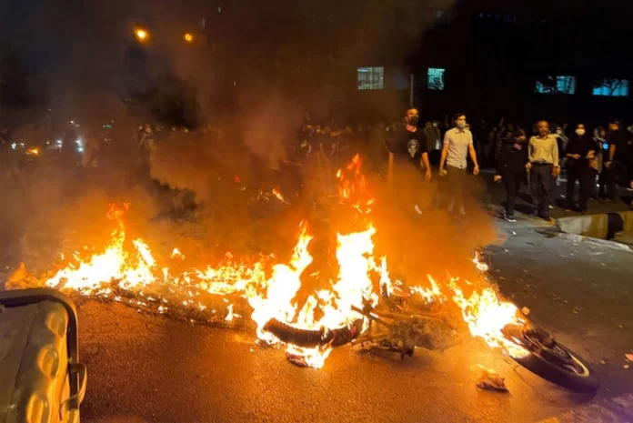 İranda etirazlar İranda etirazlar