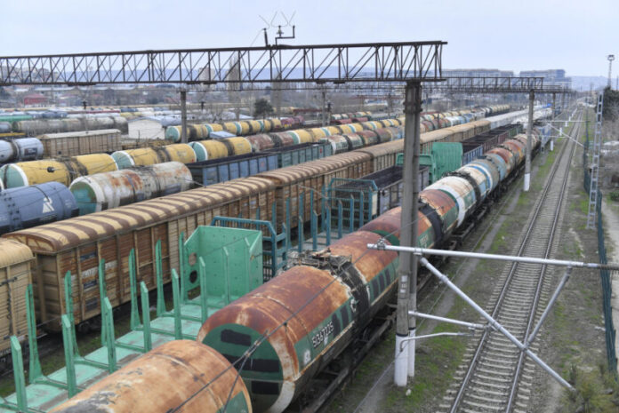 Bakıdan neft məhsullarının növbəti partiyası Ermənistana yola salınıb