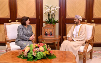 Omanın xarici işlər naziri: Azərbaycanın strateji coğrafi mövqeyi logistika sahəsində geniş imkanlar yaradır Milli Məclisin sədri Sahibə Qafarova Oman Sultanlığına rəsmi səfəri çərçivəsində bu ölkənin xarici işlər naziri Bədr əl-Busaidi ilə görüşüb