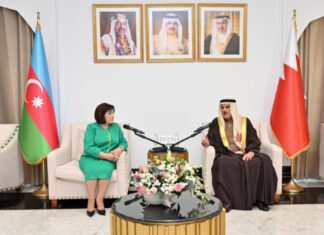 Milli Məclisin sədri Bəhreynin Nümayəndələr Şurasının sədri ilə görüşüb Yanvarın 25-də Milli Məclisin sədri Sahibə Qafarova Bəhreyn Krallığına rəsmi səfəri çərçivəsində Bəhreyn Nümayəndələr Şurasının sədri Əhməd bin Salman Al-Musalam ilə görüşüb