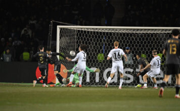 Çempionlar Liqası: “Qarabağ” “Ayntraxt”a son dəqiqədə vurduğu qolla qalib gəlib "Qarabağ" "Ayntraxt"