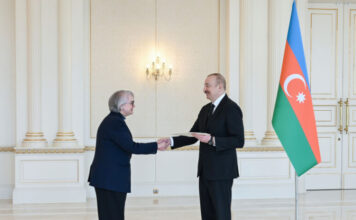 Prezident İlham Əliyev Avstraliyanın Azərbaycanda yeni təyin olunmuş səfirinin etimadnaməsini qəbul edib Azərbaycan Respublikasının Prezidenti İlham Əliyev yanvarın 30-da Avstraliya İttifaqının ölkəmizdə yeni təyin olunmuş fövqəladə və səlahiyyətli səfiri Salli-Ann Vinsenti qəbul edib