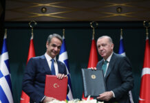 Ərdoğan: Türkiyə Avropanın müdafiə təşəbbüslərində iştirak etməlidir Türkiyə Prezidenti Rəcəb Tayyib Ərdoğan və Yunanıstanın Baş naziri Kiriakos Mitsotakis