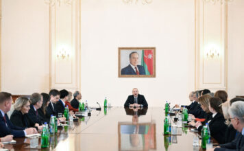 Prezident: Hər zaman demişəm ki, Azərbaycan heç vaxt toqquşma yeri olmayacaq, əməkdaşlıq məkanı olacaq ABŞ Ticarət Palatasının nümayəndə heyəti ilə görüş