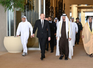 Prezident İlham Əliyev Birləşmiş Ərəb Əmirliklərinə səfərə gəlib Azərbaycan Respublikasının Prezidenti İlham Əliyev və Birləşmiş Ərəb Əmirliklərinin Prezidenti Şeyx Məhəmməd bin Zayed Al Nəhyan