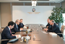 Türkiyənin “Eczacıbaşı Holding” şirkətlər qrupunun Azərbaycanda potensial fəaliyyəti müzakirə olunub İqtisadiyyat naziri Mikayıl Cabbarov Türkiyənin “Eczacıbaşı Holding” şirkətlər qrupunun İdarə Heyətinin sədri Bülent Eczacıbaşı ilə görüşüb