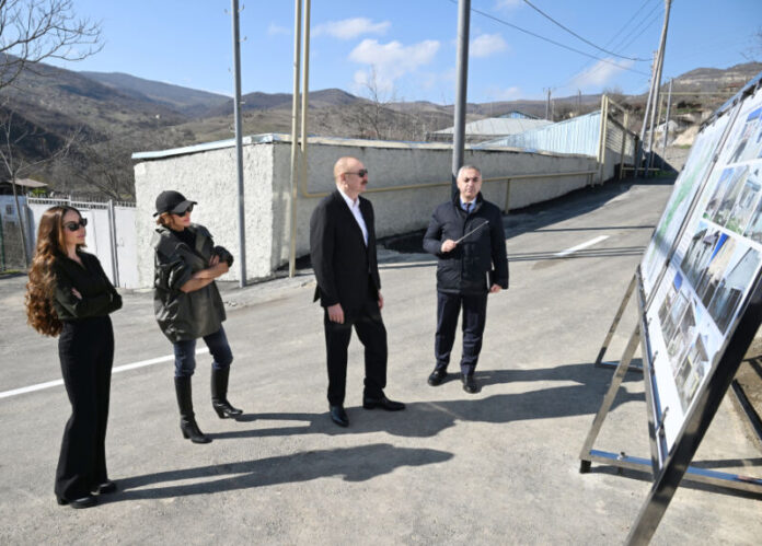 Prezident İlham Əliyev Xocalının Xanabad kəndində görülmüş işlərlə tanış olub