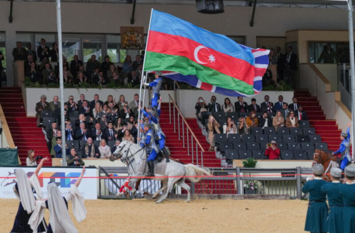 “Azerbaijan – Land of Fire” şou-kompozisiyası