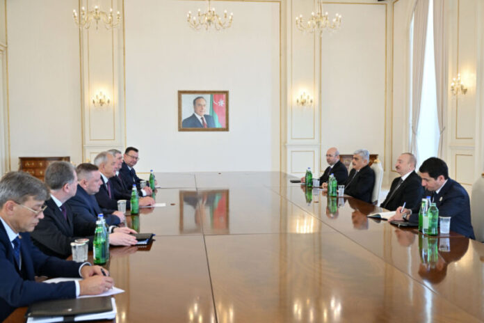 Azərbaycan Respublikasının Prezidenti İlham Əliyev mayın 19-da Belarus Respublikası Milli Assambleyası Nümayəndələr Palatasının sədri İqor Sergeyenkonu qəbul edib Azərbaycan Respublikasının Prezidenti İlham Əliyev mayın 19-da Belarus Respublikası Milli Assambleyası Nümayəndələr Palatasının sədri İqor Sergeyenkonu qəbul edib