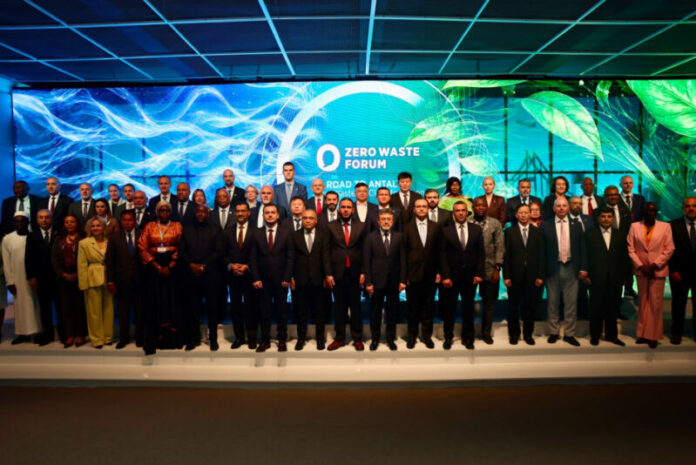 Azərbaycan İstanbulda keçirilən Sıfır Tullantı Forumunda geniş təmsil olunur Azərbaycan İstanbulda keçirilən Sıfır Tullantı Forumunda geniş təmsil olunur