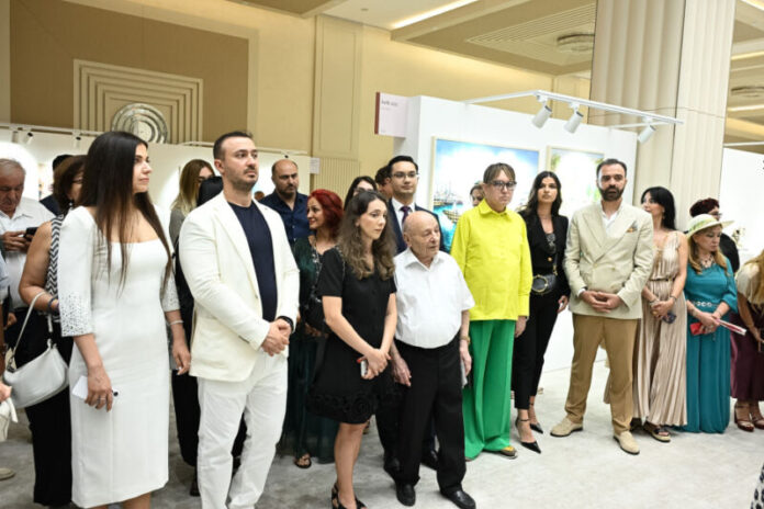“GabalaFest” çərçivəsində “Mədəniyyətlərin qovşağı” adlı ilk beynəlxalq incəsənət sərgisi “GabalaFest” çərçivəsində “Mədəniyyətlərin qovşağı” adlı ilk beynəlxalq incəsənət sərgisi