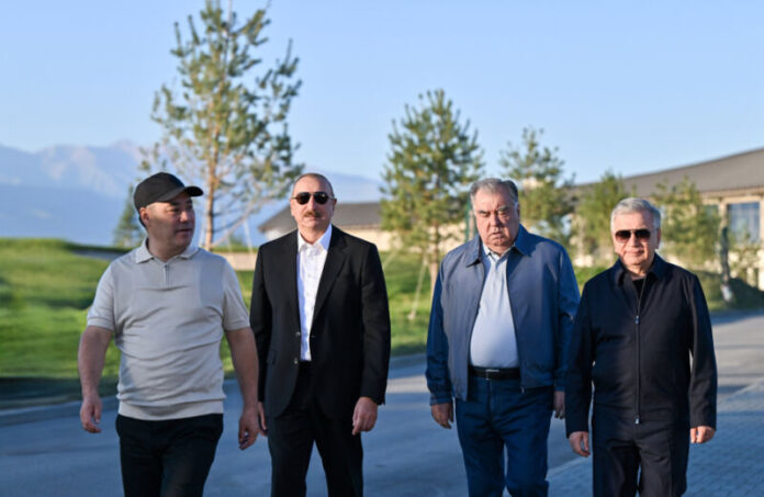 İyulun 30-da Azərbaycan Respublikasının Prezidenti İlham Əliyev Qırğız Respublikasının Prezidenti Sadır Japarov, Özbəkistan Respublikasının Prezidenti Şavkat Mirziyoyev və Tacikistan Respublikasının Prezidenti Emoməli Rəhmon ilə birlikdə Çolpon-Ata şəhərindəki “Issyk-Kul Golf Resort” kompleksində Qolf Klubun açılışında iştirak edib