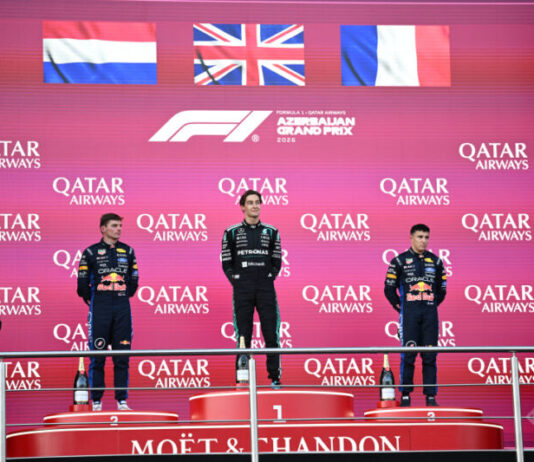 Formula 1 Azərbaycan Qran-Prisinin qalibi mükafatlandırılıb Formula 1 Azərbaycan Qran-Prisinin qalibi mükafatlandırılıb
