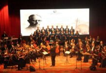 Naxçıvanda Milli Musiqi Günü möhtəşəm konsertlə qeyd olunub Naxçıvanda Milli Musiqi Günü möhtəşəm konsertlə qeyd olunub