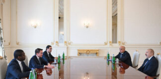Prezident İlham Əliyev “Brookfield Asset Management” şirkətinin baş icraçı direktorunu qəbul edib Azərbaycan Respublikasının Prezidenti İlham Əliyev sentyabrın 25-də dünyanın aparıcı investisiya şirkətlərindən olan “Brookfield Asset Management”in baş icraçı direktoru Konnor Teskini qəbul edib